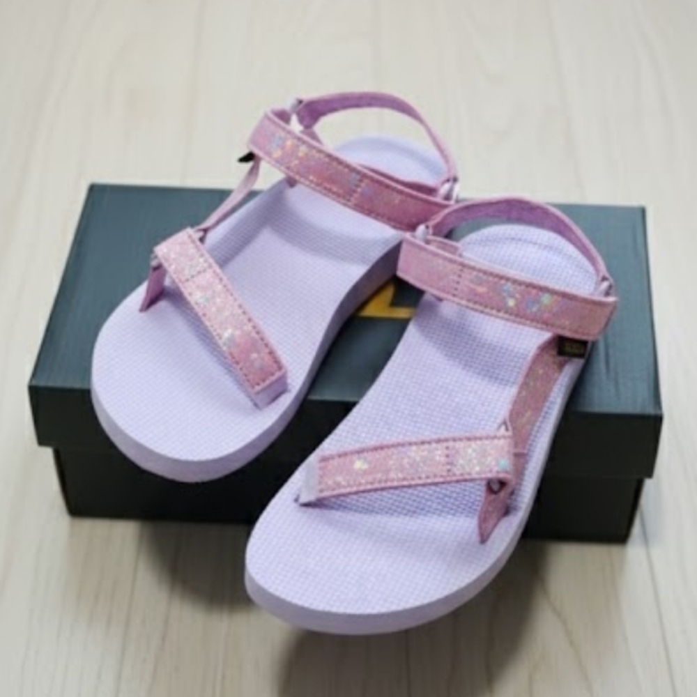 NEW! Teva Original Universal Sparklie Sandal NWT